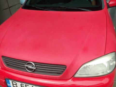 Detailing auto